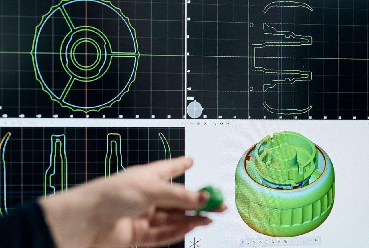 A-compact-and-easy-to-operate-system-to-capture-the-data-for-your-tasks-Image
